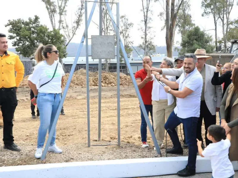 Avanza la construcción de la primera estancia para el bienestar animal en Amalucan