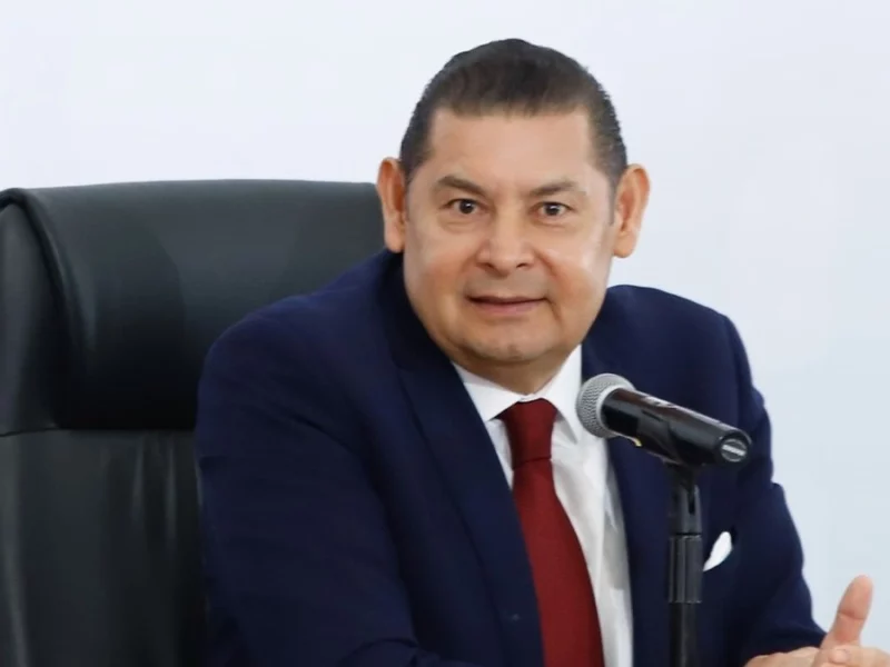 Gobierno de Armenta proyecta contratar a 4 mil 500 policías en Puebla 