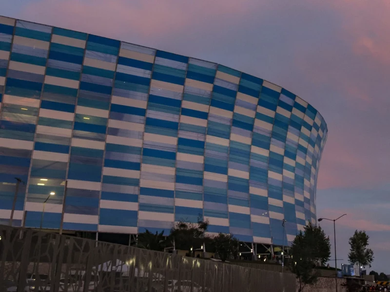 ¿Dónde dejar tu auto si vas al Estadio Cuauhtémoc? Estacionamientos y costos  