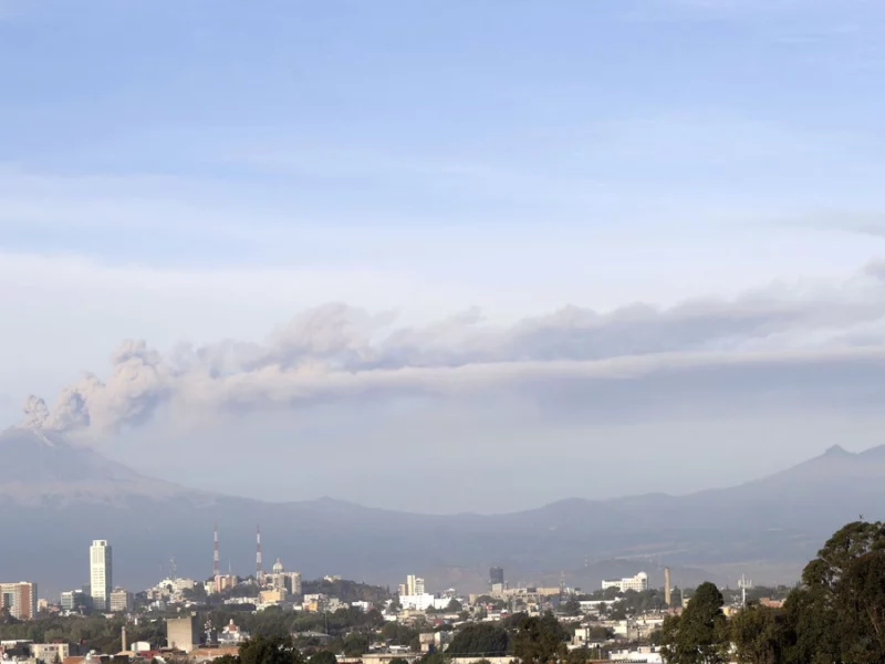 ¡Sigue activo! El Popocatépetl emite ceniza por segundo día consecutivo  