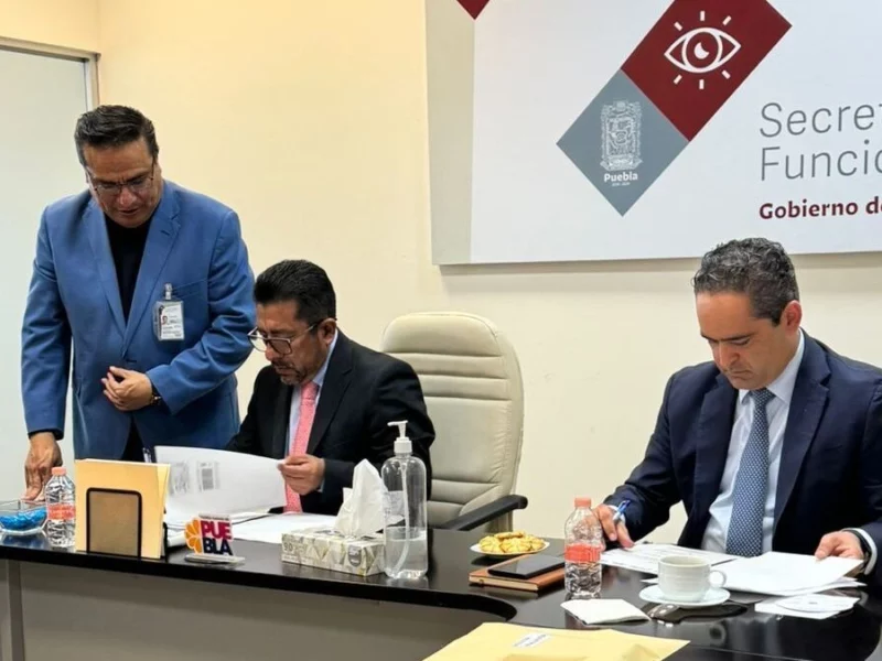 Función Pública firma acta entrega-recepción del Gobierno de Puebla  