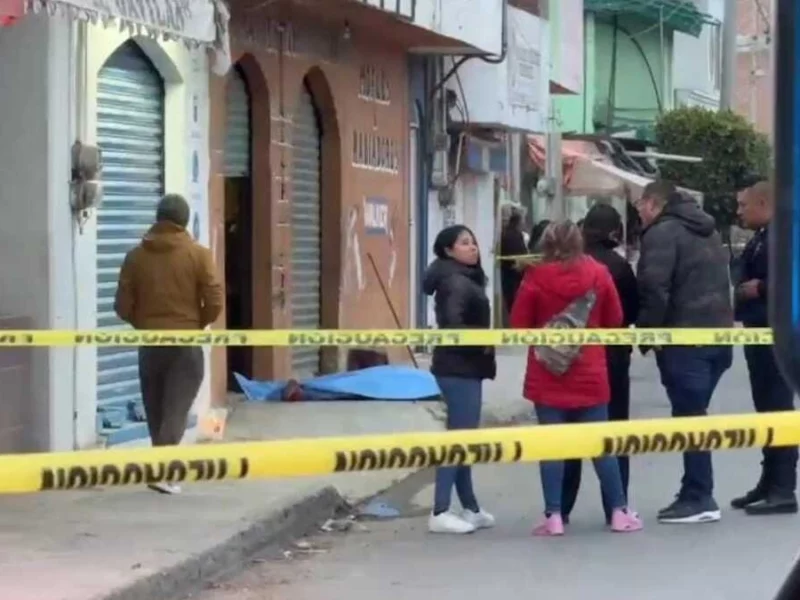 Ejecutan a hombre afuera de un negocio de catalizadores en Coronango