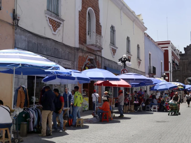 Prolifera el trabajo informal en Puebla; solo bajó 0.44%