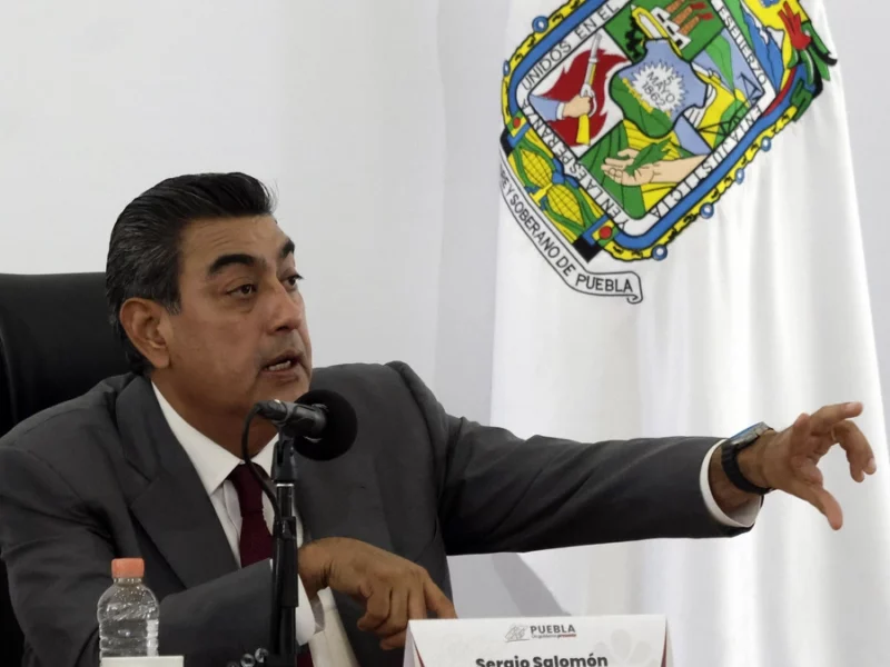 Sergio Salomón descarta despidos masivos en el gobierno y defiende la libertad de expresión  