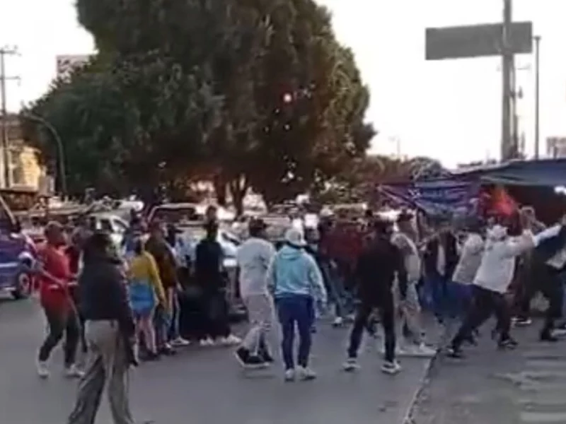 VIDEO: Otra vez la 28 de Octubre golpea a taxistas en la CAPU 
