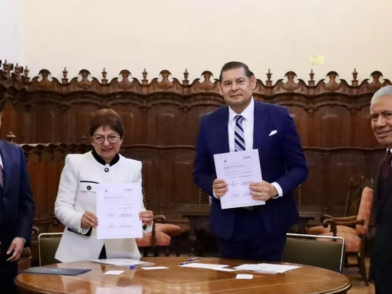 Armenta firma convenio con la BUAP para fortalecer lazos educativos  