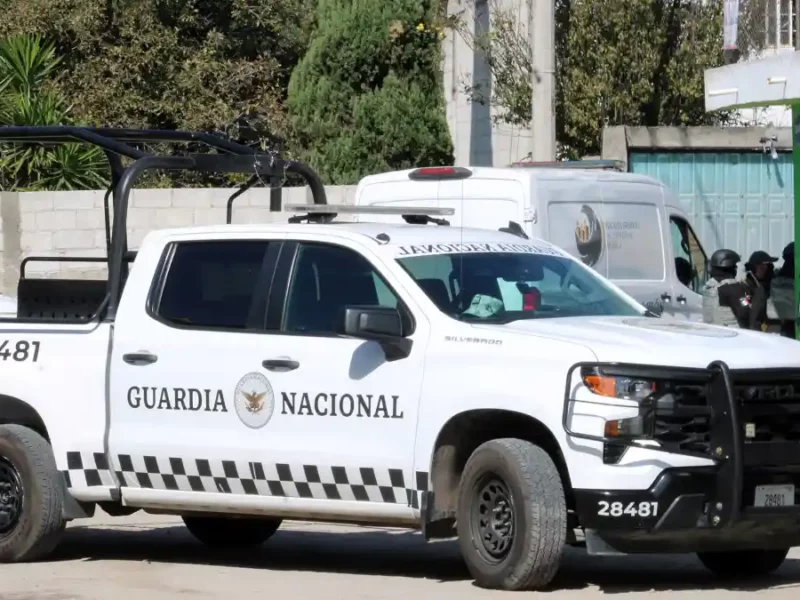 Patrulla de la Guardia Nacional (GN) en una colonia de Puebla.