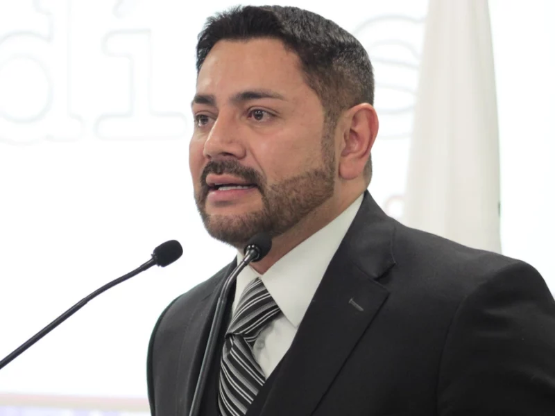 Policías de la SSC detenidos por diversos delitos pasaron exámenes de confianza: Rosales Solís