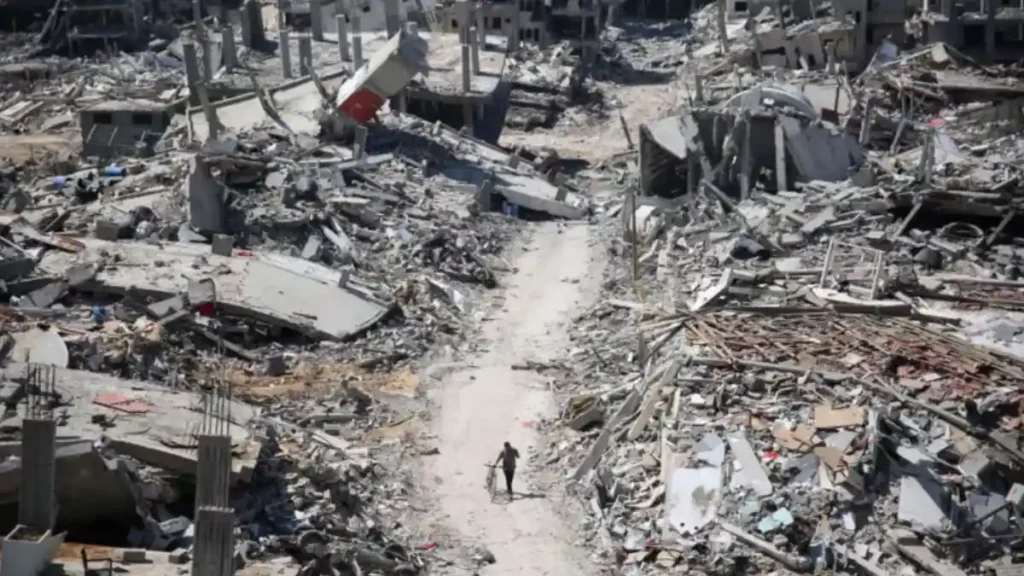 Edificios en toda la franja destruidos por la guerra entre Hamás e Israel.