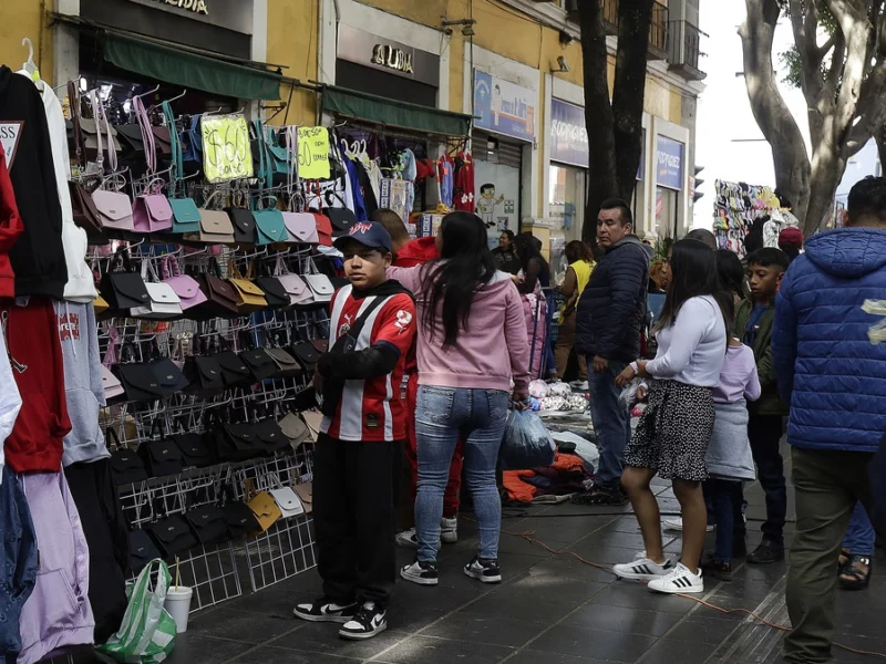 No permitirán más la instalación de ambulantes en la 5 de Mayo 