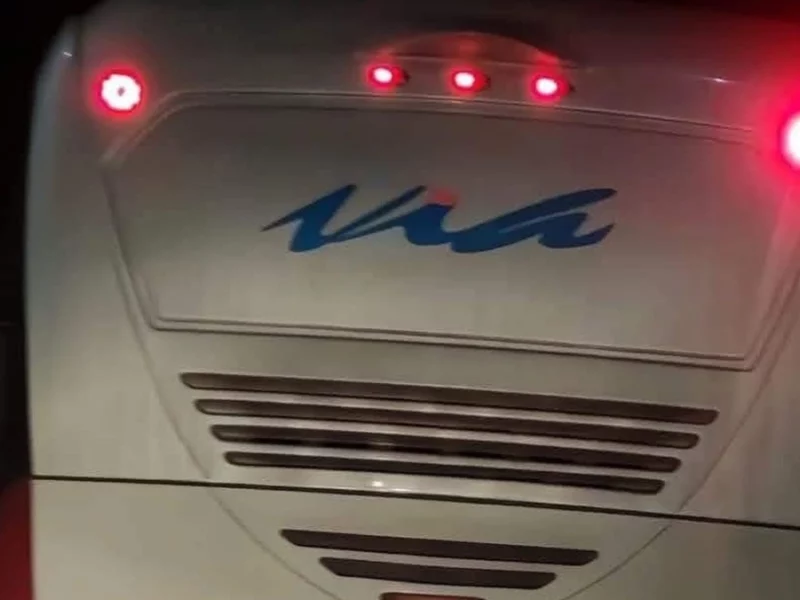 Con lujo de violencia asaltan autobús de la línea Vía en San José Chiapa