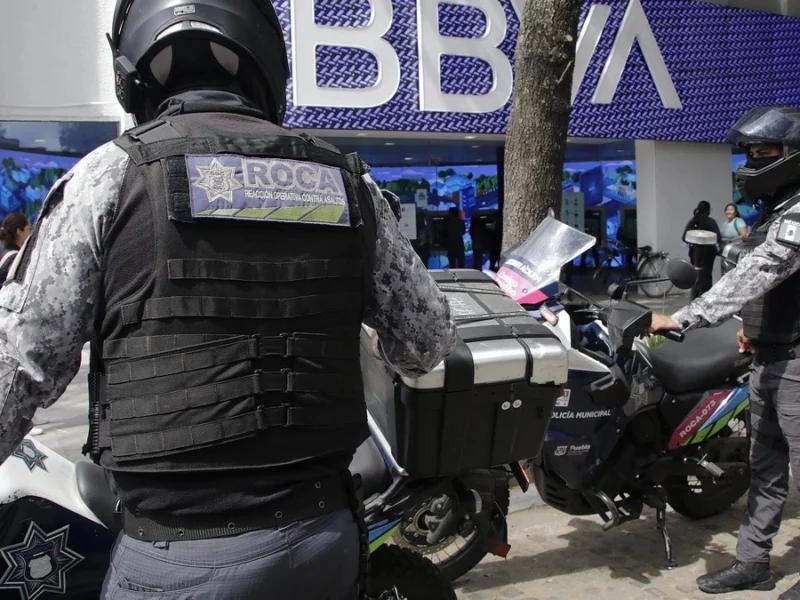 Acusan a policías del grupo ROCA de Puebla de extorsión en la colonia Popular Coatepec