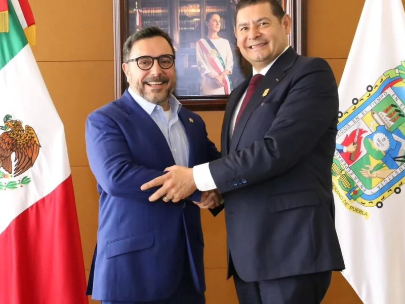 Armenta se reúne con el director del IPN; avanza consolidación de unidades en Puebla 