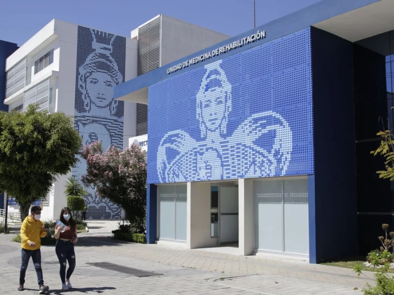 La BUAP aumentará su matrícula en Medicina y Enfermería