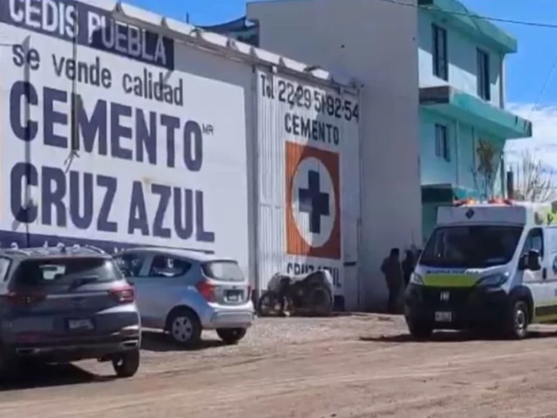 Trabajador muere aplastado por tráiler que transportaba cemento en Santa Catarina 