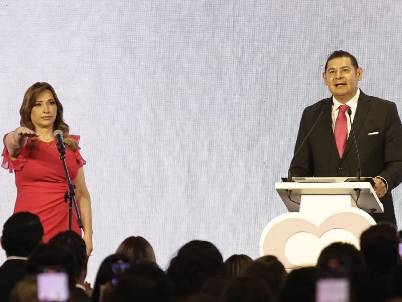Estos son los compromisos de Ceci Arellano como presidenta del DIF en Puebla   