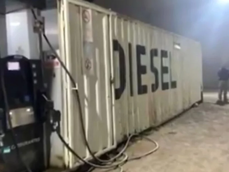 FGR decomisa una bomba despachadora de diésel escondida en un contenedor en Esperanza