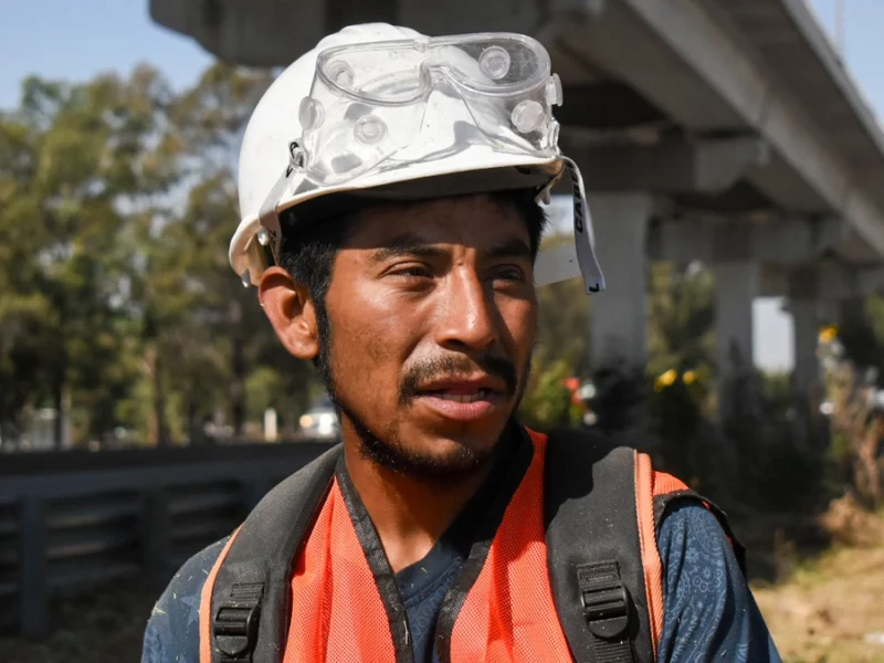 Hermenegildo fue rescatado de una alcantarilla en Puebla: hoy tiene donde dormir y trabajo