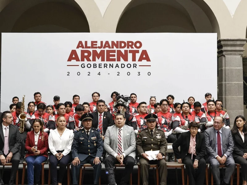 Armenta pide a secretarios no caer en distracciones