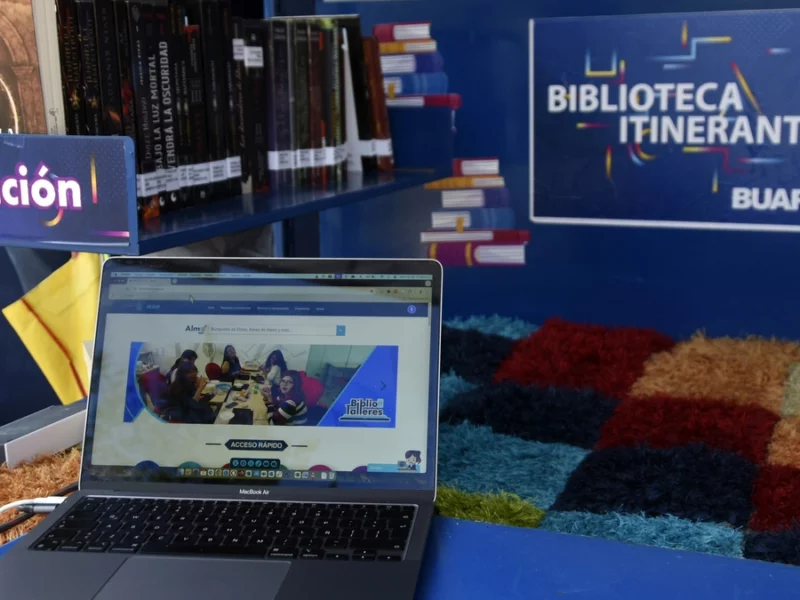 BUAP pone en marcha “Biblioteca itinerante”