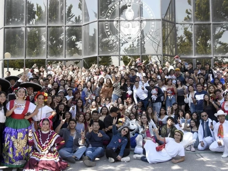 Feria de San Valentín en Ciudad Universitaria y Área de la Salud
