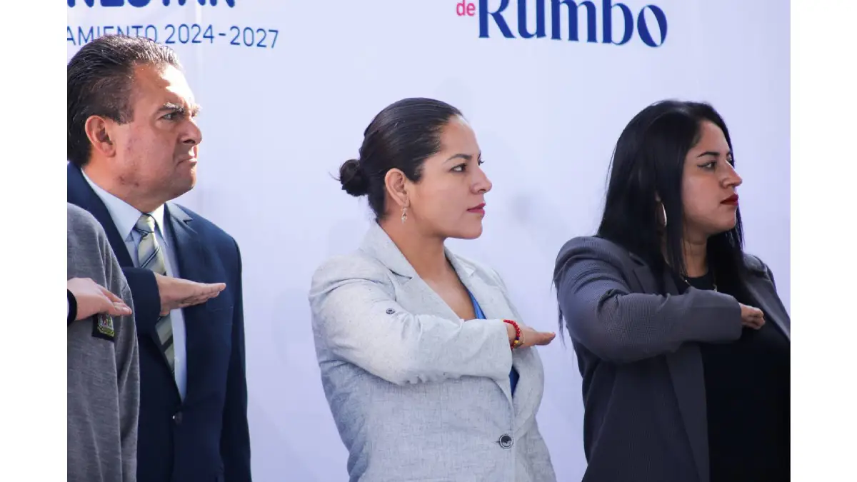Conviven estudiantes de secundaria con la presidenta municipal de San Andrés Cholula