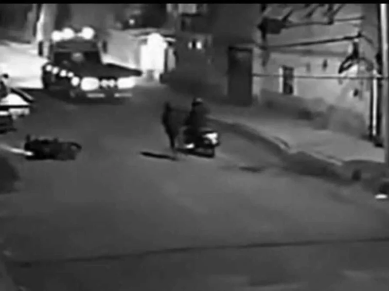 VIDEO:  A gritos, mujer ahuyenta a delincuentes que querían robarle su motocicleta en Castillotla