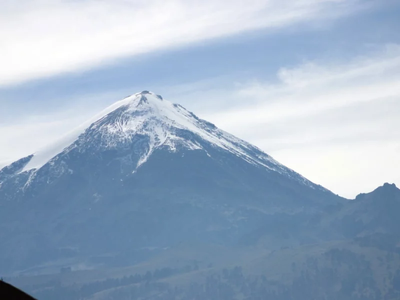 Dos jóvenes de Monterrey intentan hacer un reto en el Pico de Orizaba; uno murió  