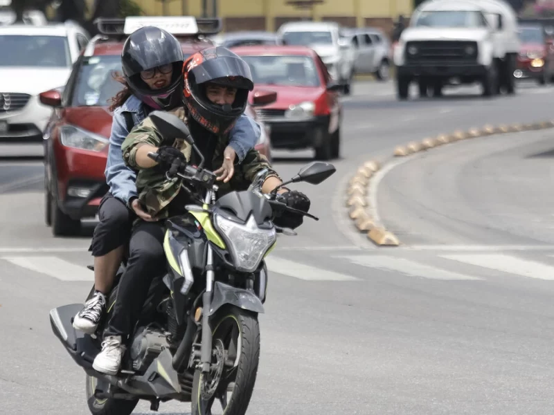 Gobierno de Puebla demanda a Uber por seguir ofreciendo viajes en moto