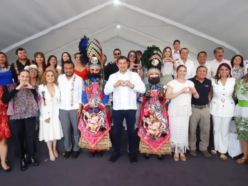 Tradición y riqueza cultural en Carnaval de Huejotzingo.