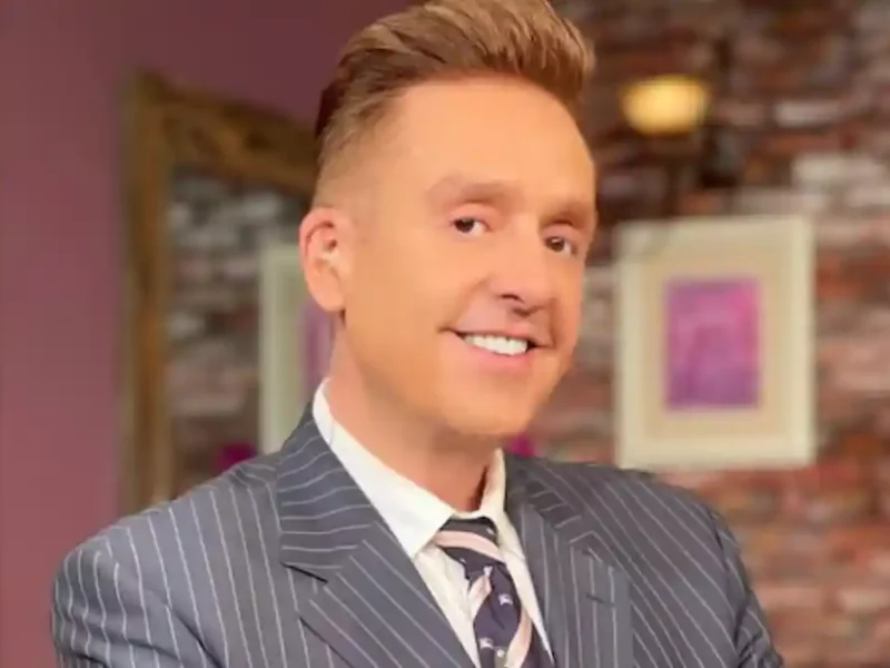 Daniel Bisogno,conductor de TV Azteca.