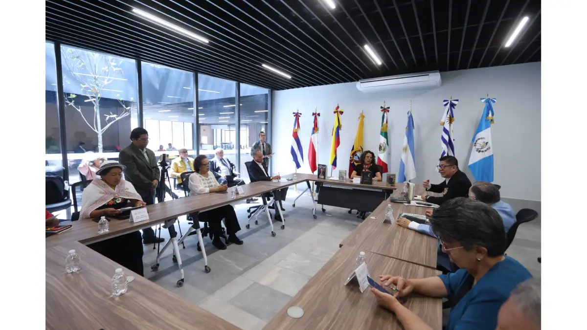Conmemora Congreso del Estado Día Mundial de la Poesía con lectura colectiva