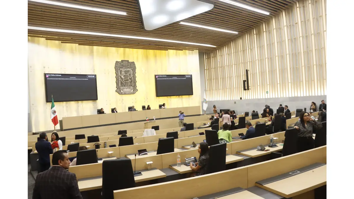 Avala LXII Legislatura del Congreso del Estado figura de Diputado Migrante