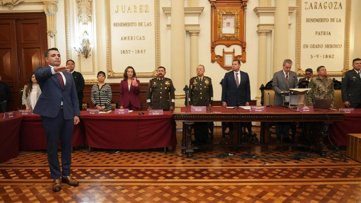 Félix Pallares rinde protesta como titular de la SSC; Armenta reafirma respaldo  