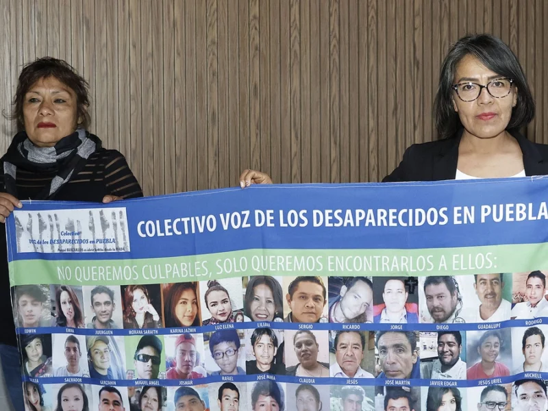 Piden a la FGE una disculpa por revictimizar a desaparecidas en Puebla y fiscal les responde