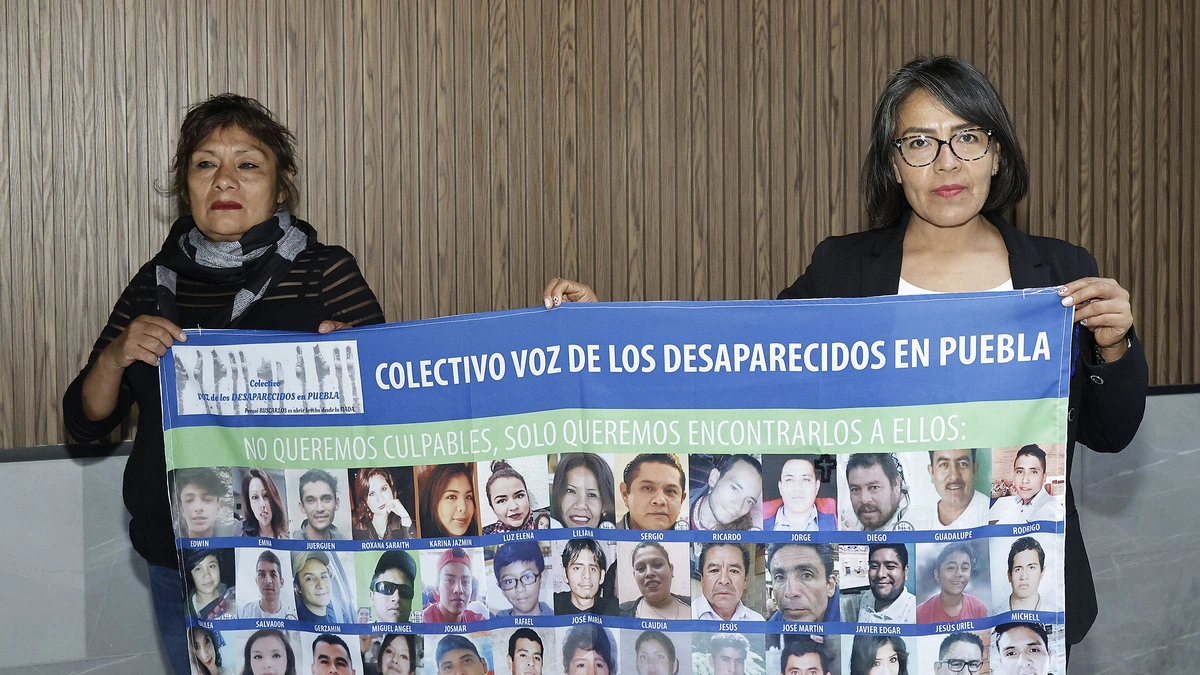 Piden a la FGE una disculpa por revictimizar a desaparecidas en Puebla y fiscal les responde