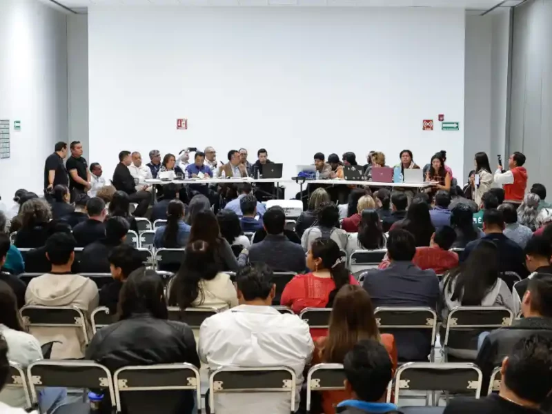 Este sábado Lilia Cedillo podría anunciar el fin del paro en la BUAP: Sergio Díaz .