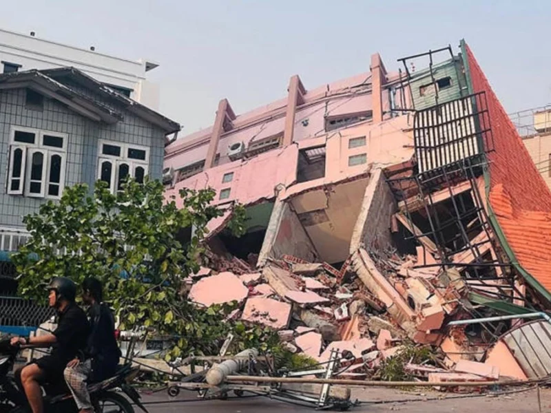 VIDEOS: Terremoto de 7.7 destruye Myanmar y Tailandia  