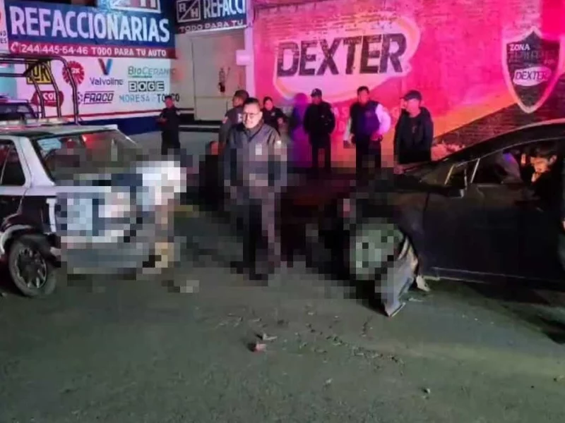 Conductor choca contra patrulla y deja a cuatro policías heridos en Atlixco 