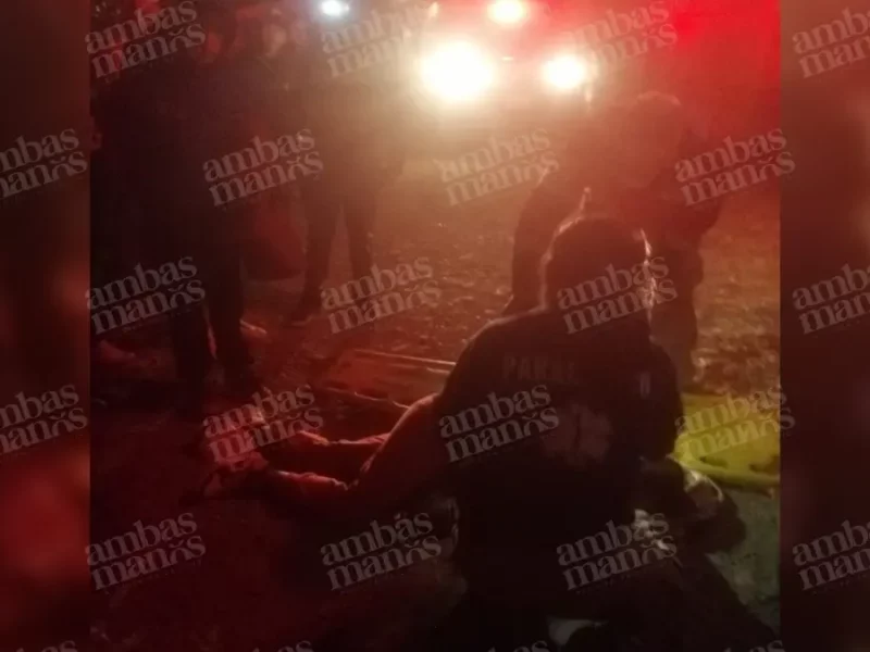 Adolescente queda atrapada en riña y la hieren de gravedad en Tlatlauquitepec