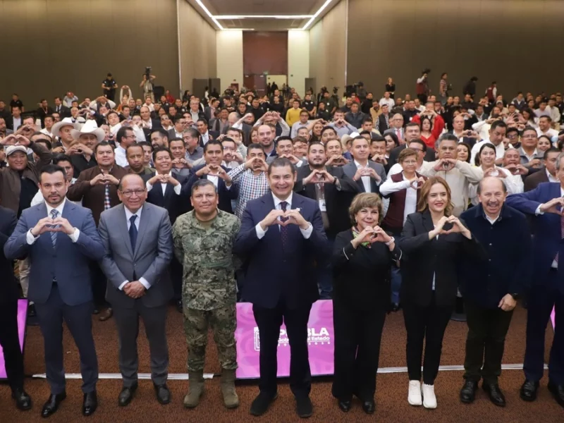 Rocío Bárcena se reúne con todos los alcaldes de Puebla para instalar los Consejos de Paz  