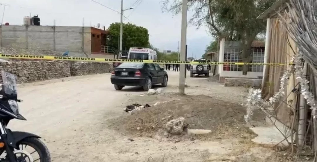 Ejecutaron a un hombre y dejaron herido a otro al interior del anexo “Solo por la gracia de Dios” en el municipio de San Gabriel Chilac, Puebla.