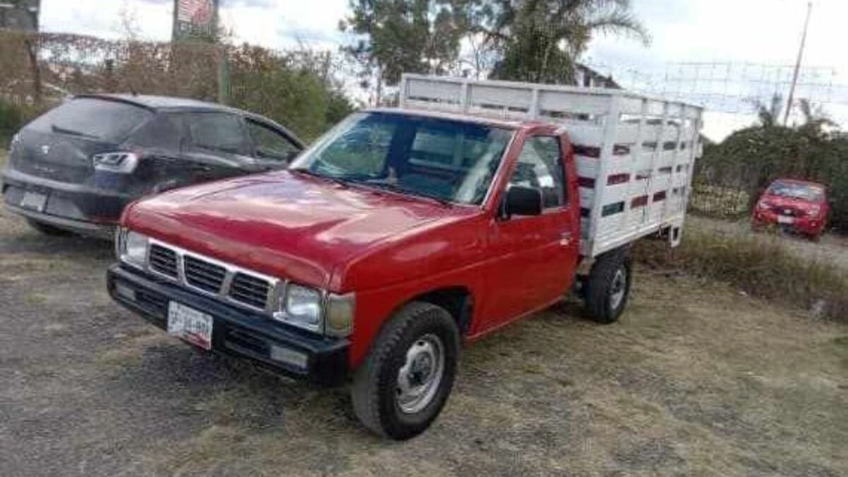 Roban camioneta a comerciante con insuficiencia renal en San Francisco Totimehuacan