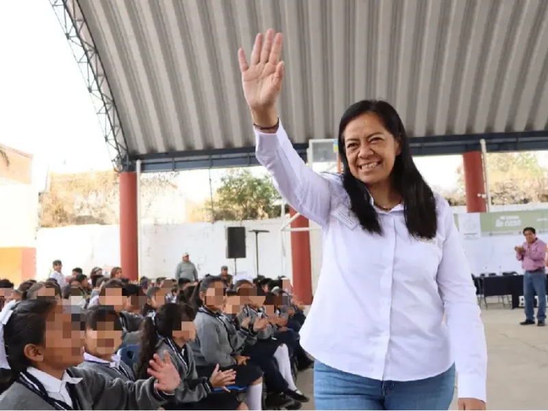 Ariadna Ayala impulsa la construcción de otro comedor escolar en Atlixco