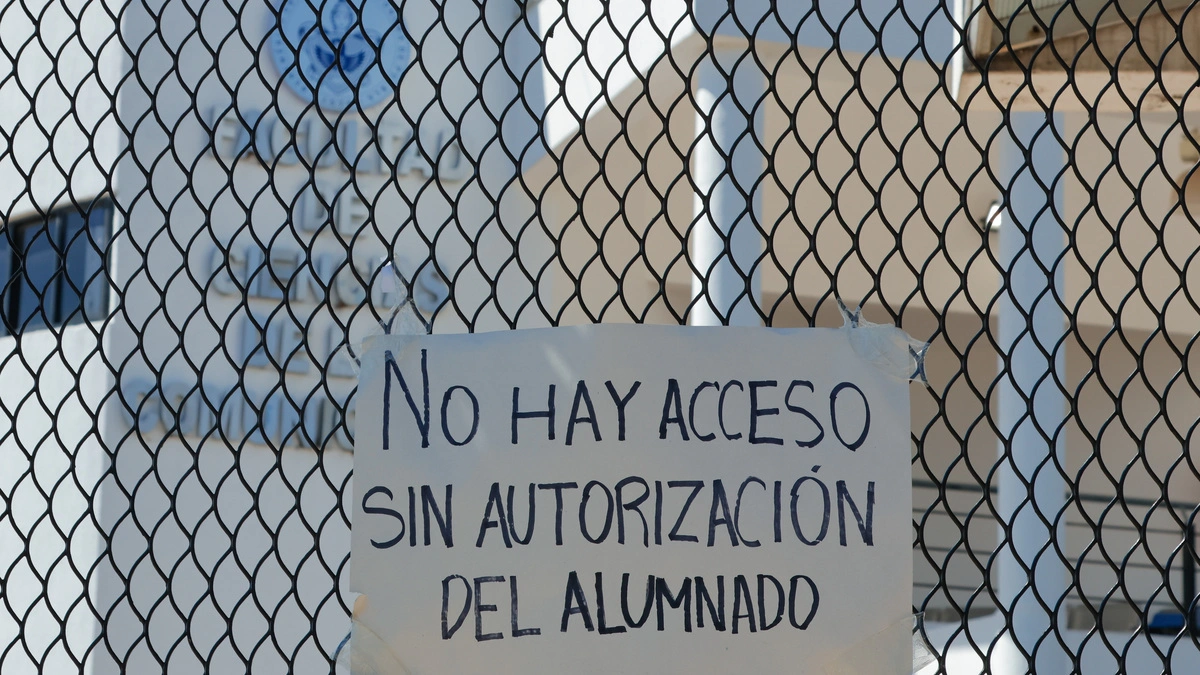 Estudiantes de la BUAP incluyeron menú vegetariano a 5 pesos en su pliego petitorio