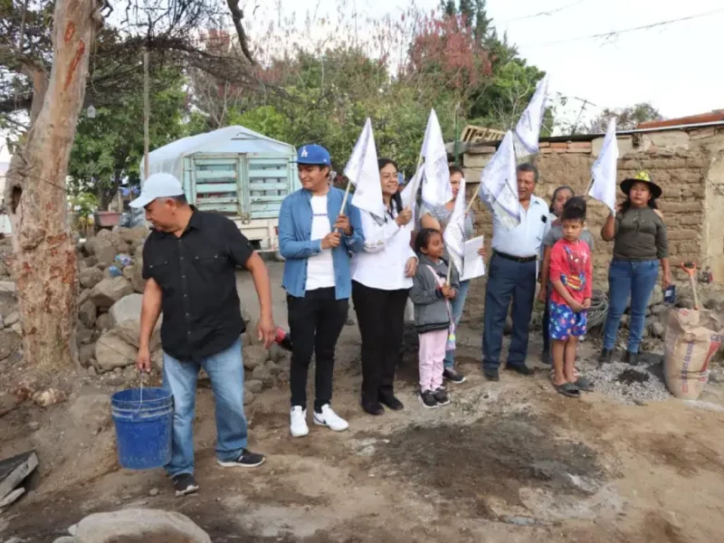 Ariadna Ayala inicia construcción de tenque elevado en la sabana