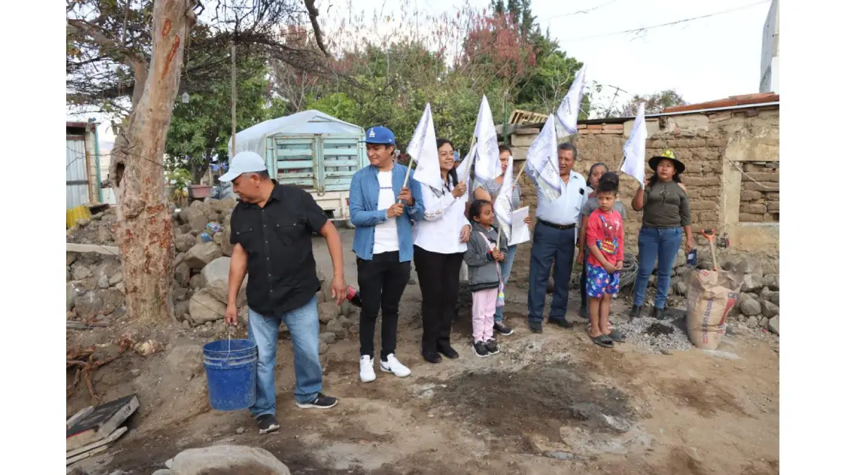 Ariadna Ayala inicia construcción de tenque elevado en la sabana