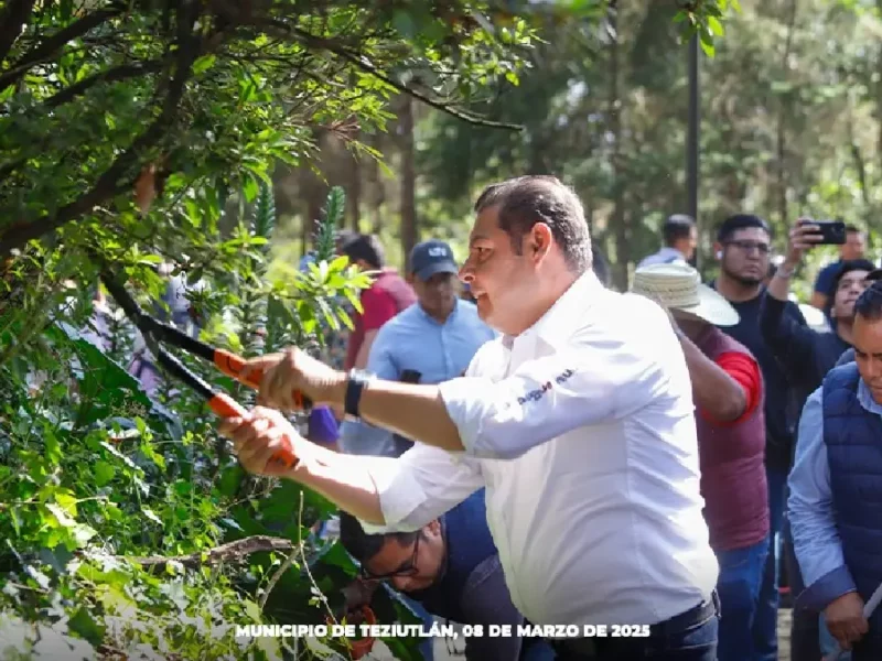 En Teziutlán, décima faena comunitaria rescata espacios públicos y valores