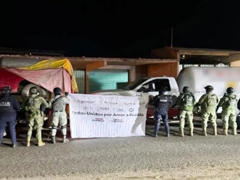 Decomisan 14 pipas de gas LP utilizadas para trasladar huachicol en Santa Rita Tlahuapan