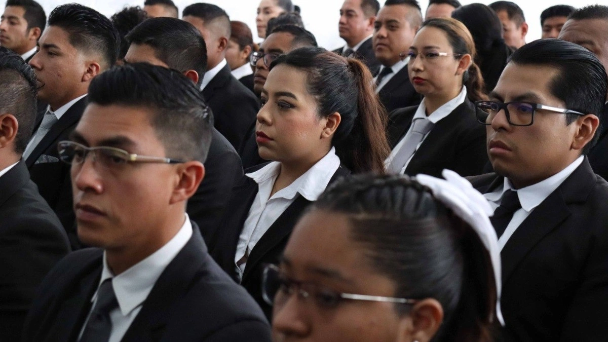 FGE de Puebla lanza convocatoria para Auxiliar del Ministerio Público